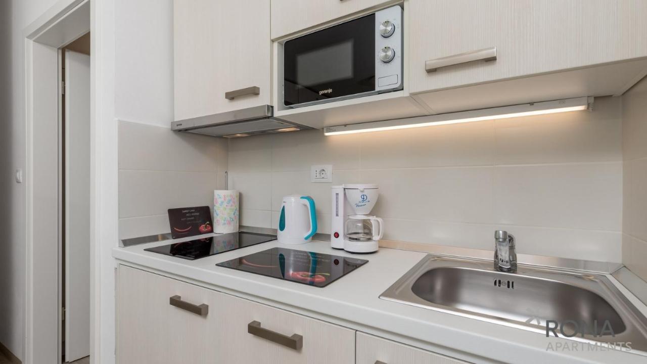 Rona Studio Apartment Tena Ловран Экстерьер фото